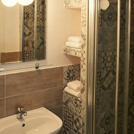 Residenza Maiano Bed and breakfast 3*